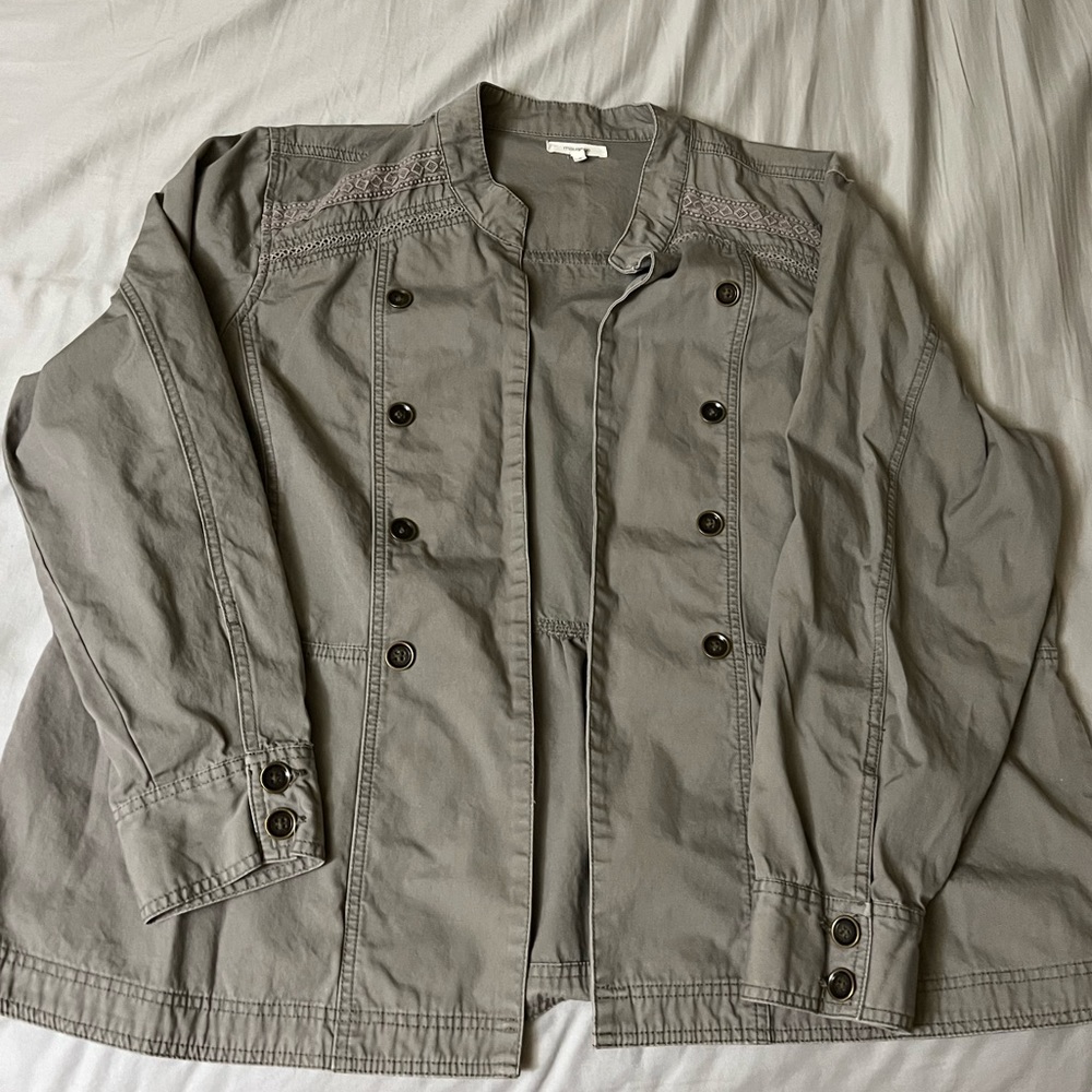 Maurice’s grey jacket size 3